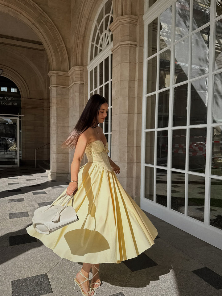 Brielle | Charming Midi Dress