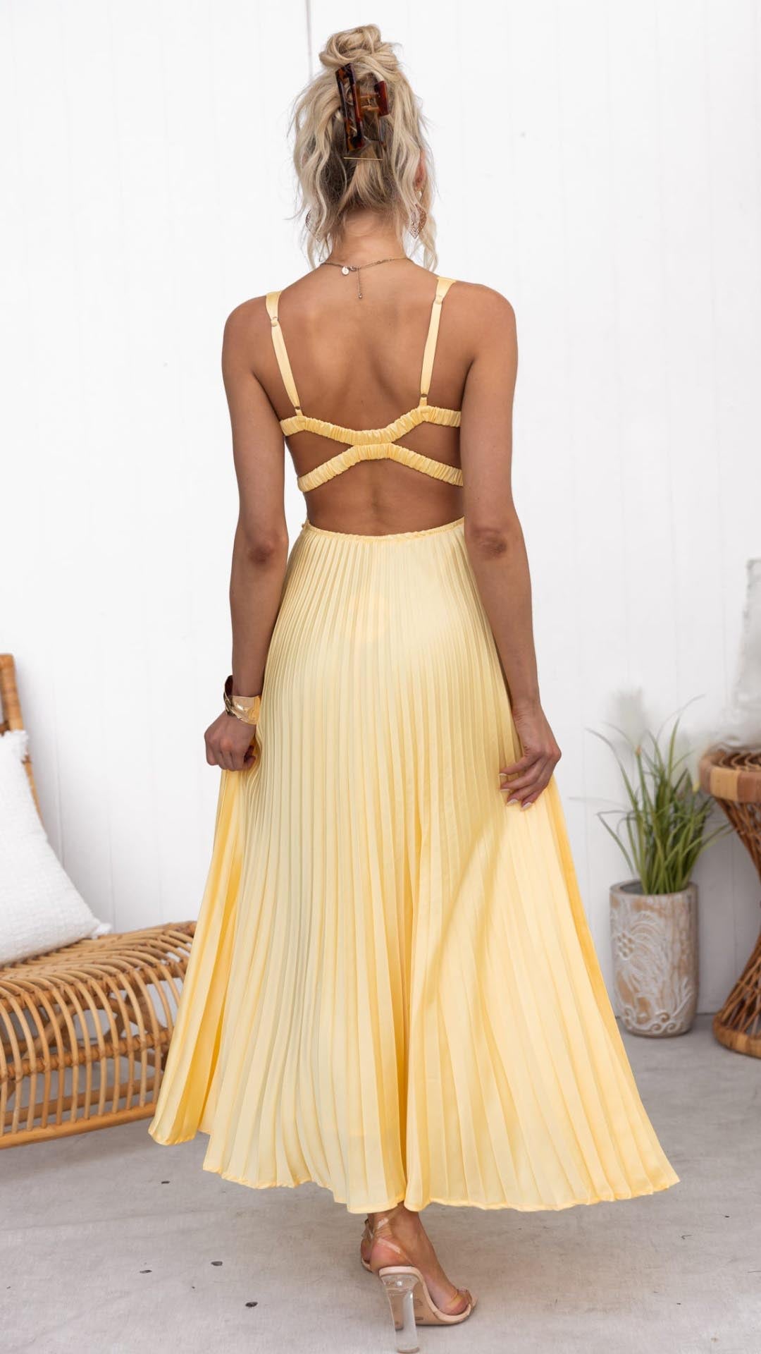 Melo | Graceful Pleated Dress